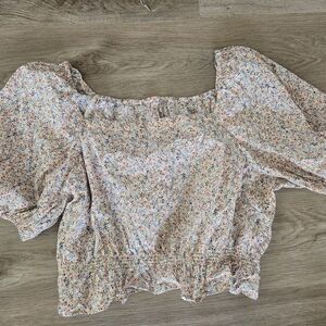 Uniqlo Pastel Floral Smocked Crop Top